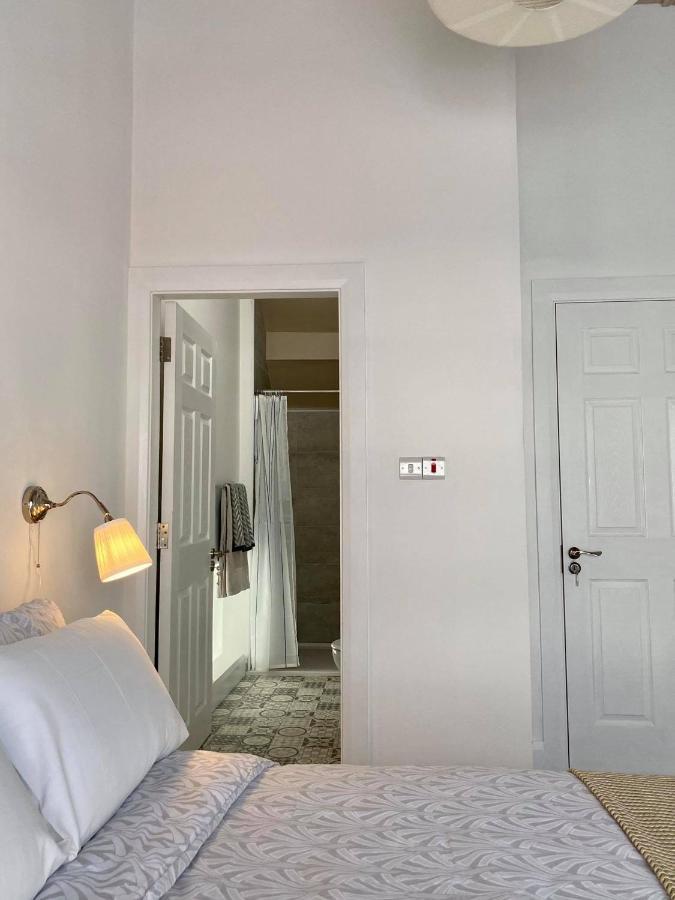 Room 2 Camp Street B&B & Self Catering Oughterard Exterior photo